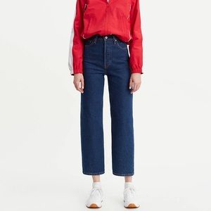 Levi’s Ribcage Straight Ankle Jeans